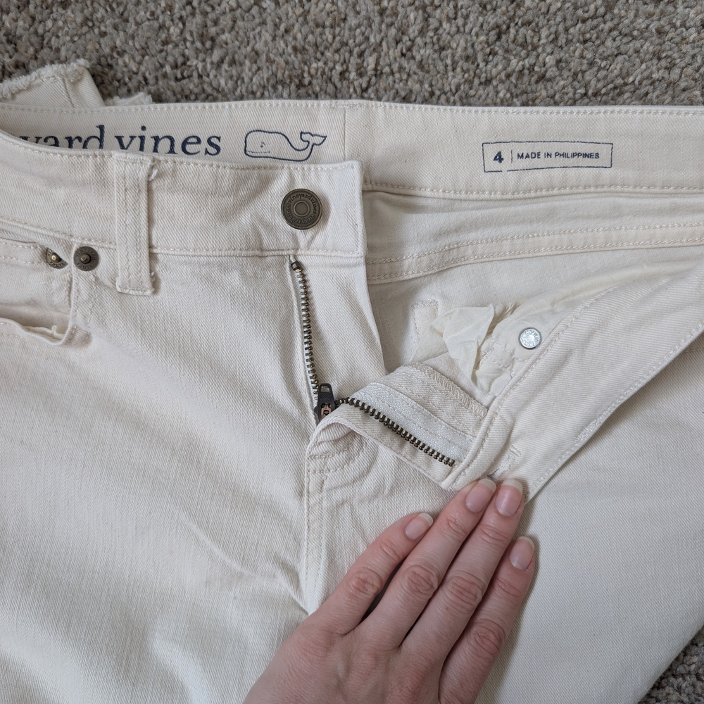 Vineyard Vines Cream Straight Leg Jeans Classic Style - Picture 2 of 3
